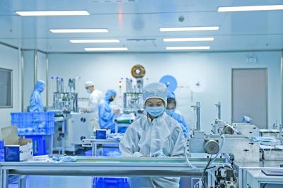 影兒時尚集團投資港影公司，跨界打造時尚防護產品與辦公用品新生態