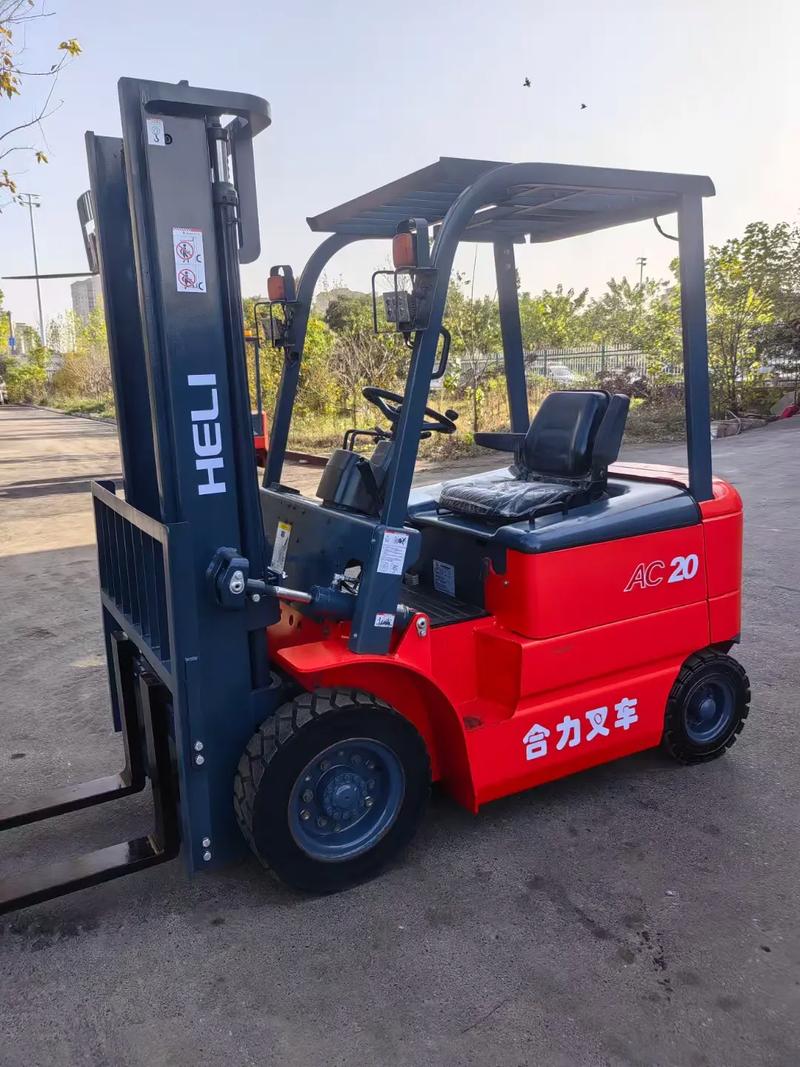合力2噸電動(dòng)叉車 原廠油漆、精品車況、性能無敵的工業(yè)利器